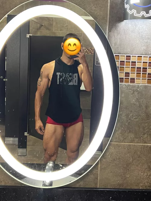 Red is starting to become my favorite color by AdonisFit69