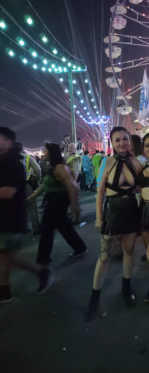 Seven LONG months to go. by MeSayNguyen