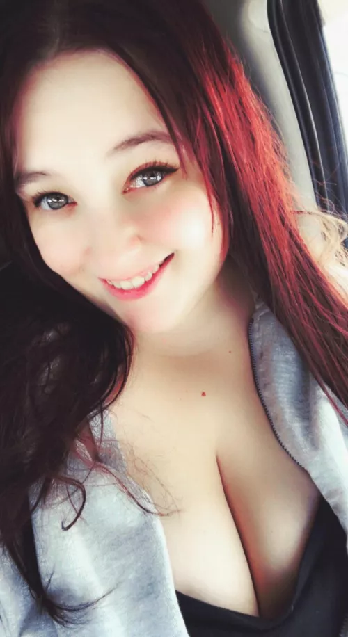 Spicy tease 🌶️❤️‍🔥 by bbwbustykitten