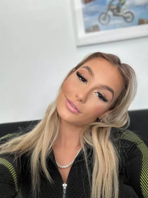 We can be classy while at home right? by expiffupieszr