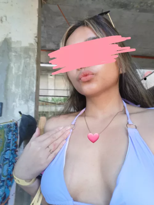 27 [f] Miss going to the beach by Furrytailzzzz