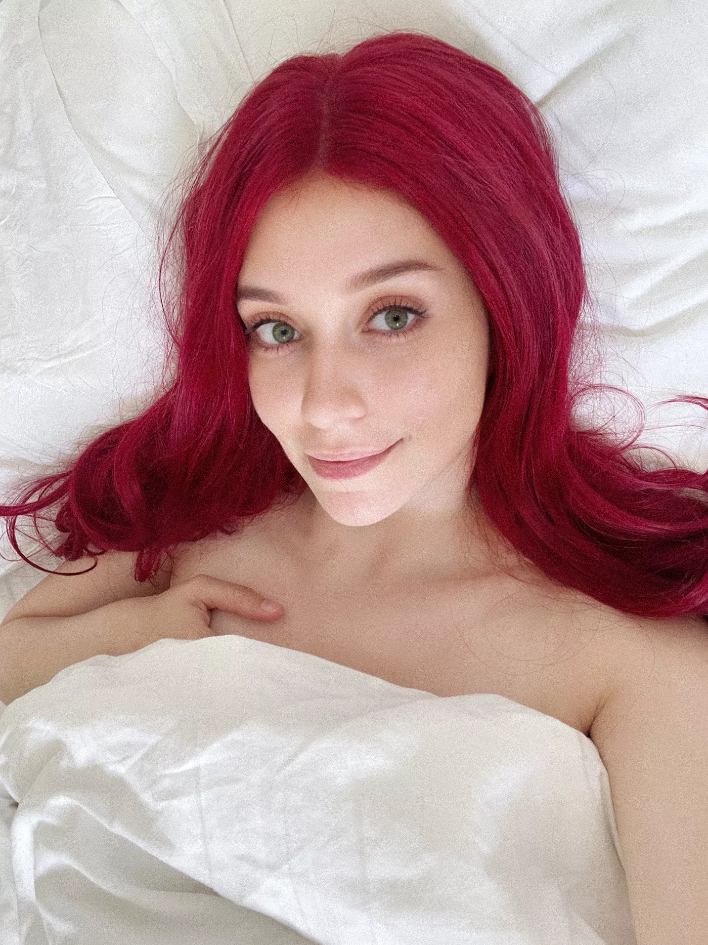 32F. Do I look cute to you? posted by AmandaSirex