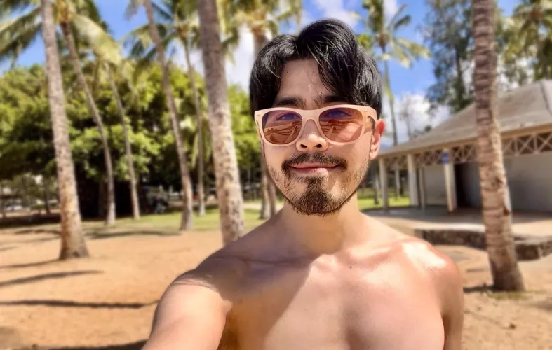 A rare sighting of a gaymer...outdoors?!?! by cygnusknight13