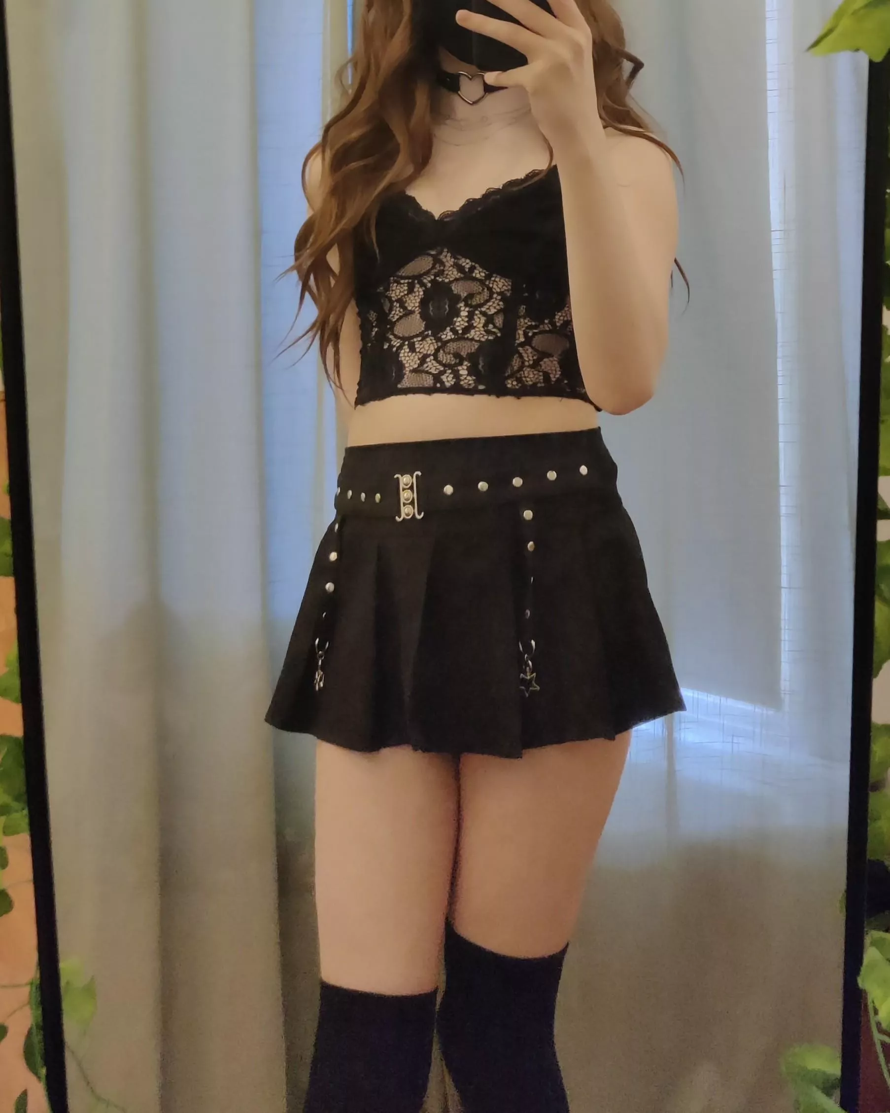 can you guess what my favourite colour is? :⁠^⁠) posted by RayneMoone