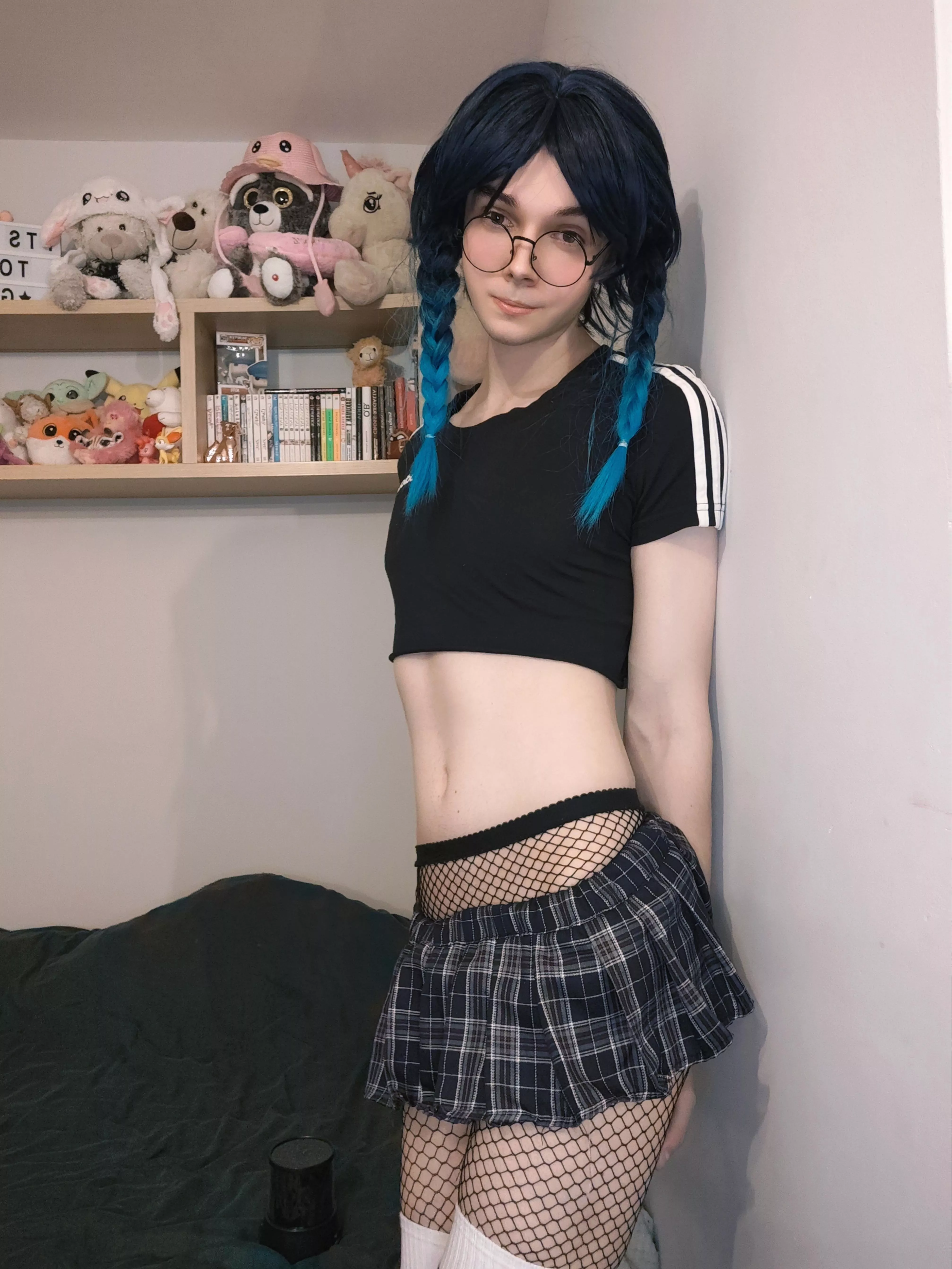 Girly enough? 🥺 posted by MaxHamster69