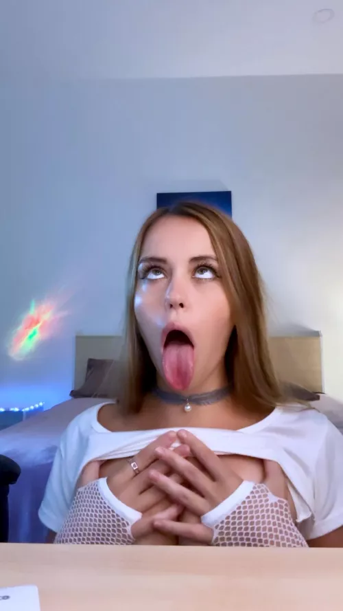 GREETINGS TO ALL SUBSCRIBERS SEXY AHEGAO 🤪 by chaturgirl