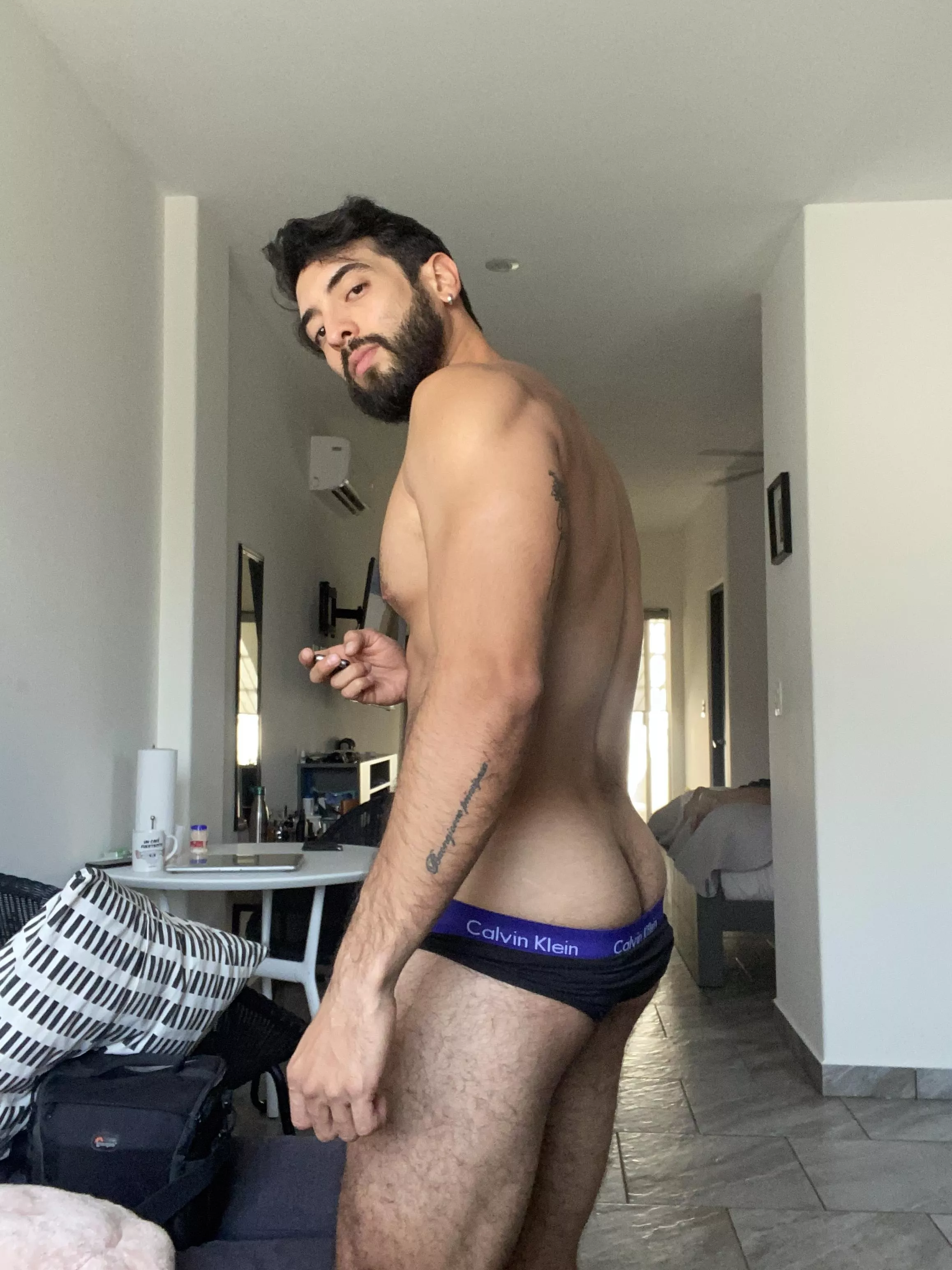 Hello baby I have something for you 👅🍆💦 posted by Itsmateoxxx