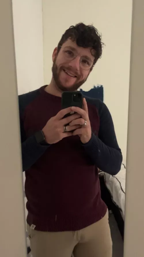 Hi bros ☺️ how are you doing? by Mildfriend