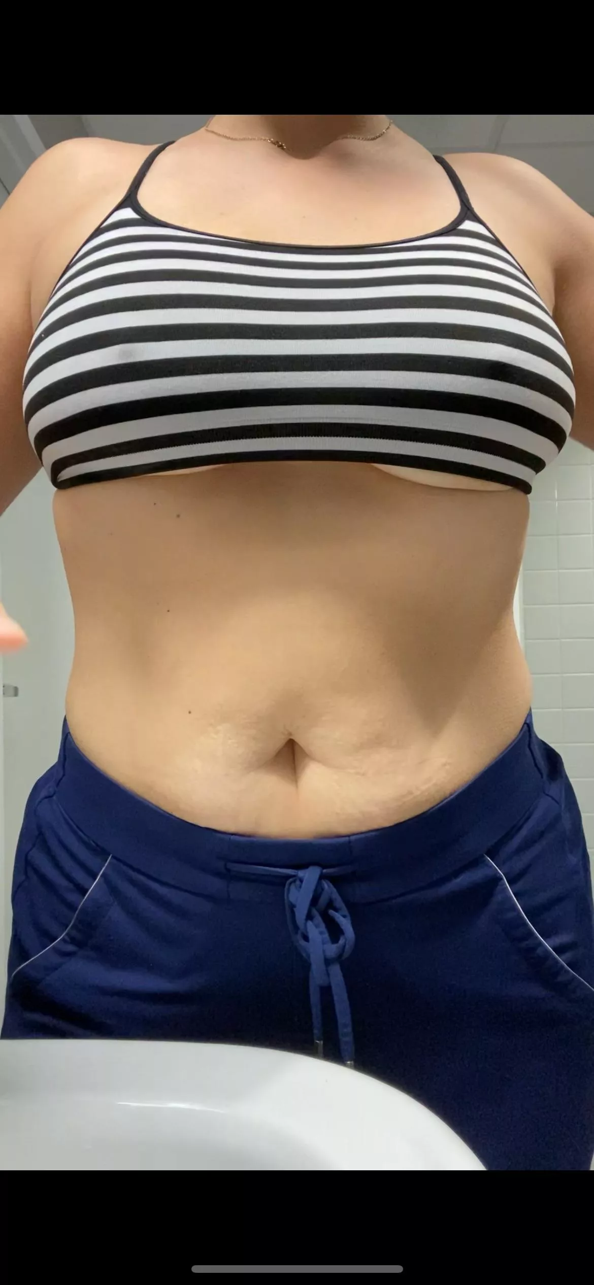 I think I need a bigger sports bra under my scrubs posted by naturalmombodyxxx