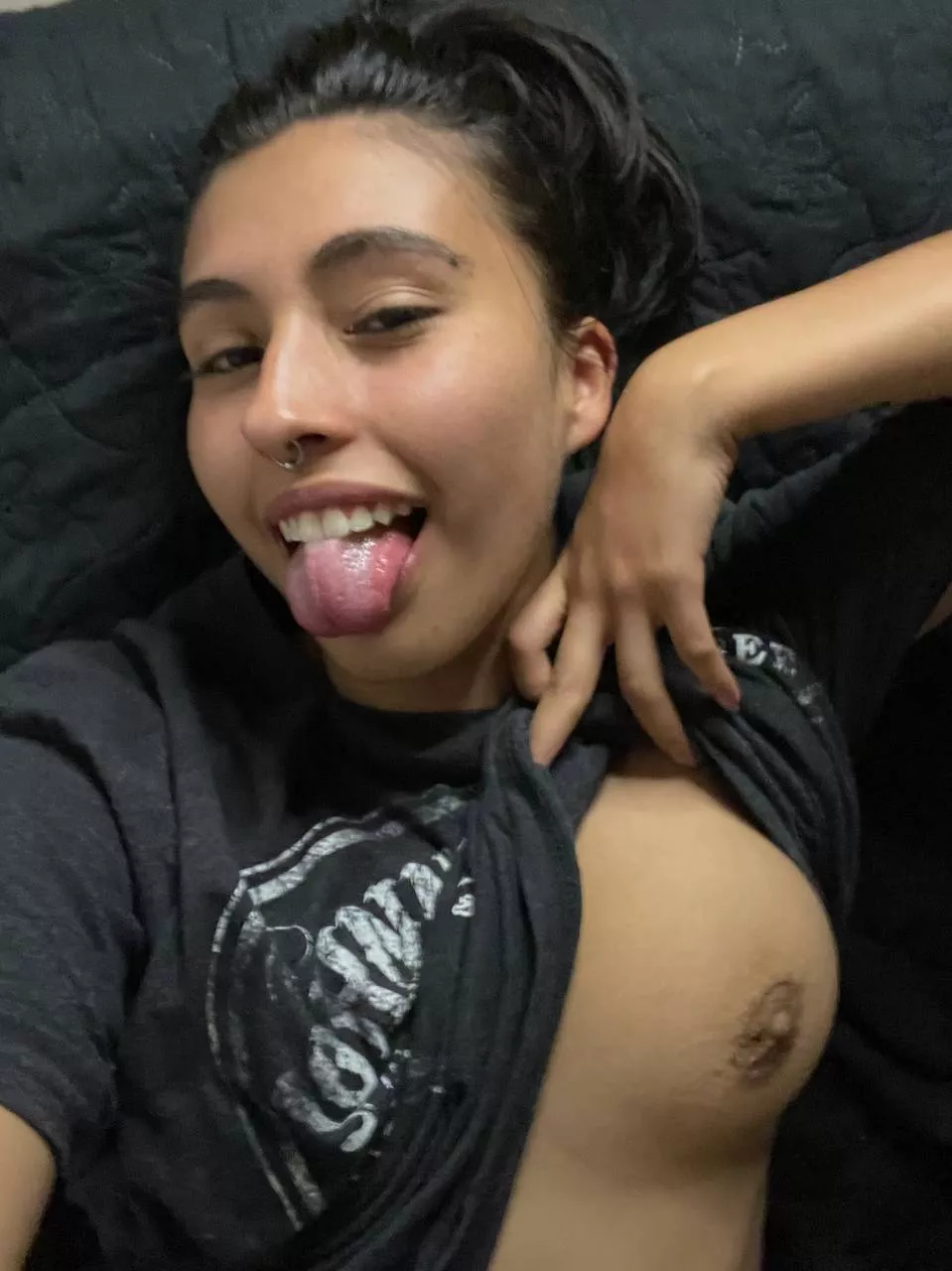 I want someone experienced to finally show me a good time. posted by PanoramicPiles