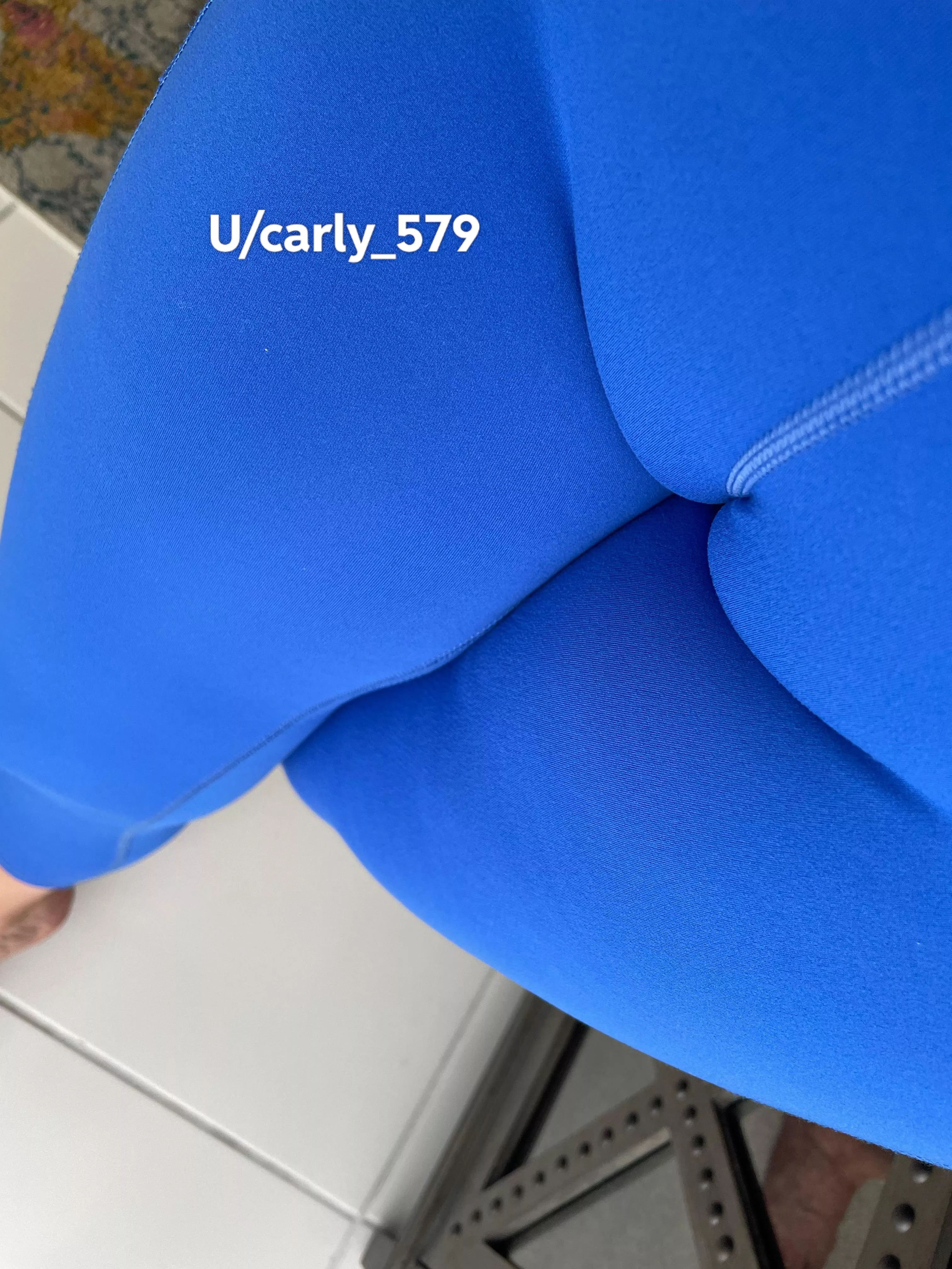I’d love to feel your hot breath on my cameltoe posted by Carly_579