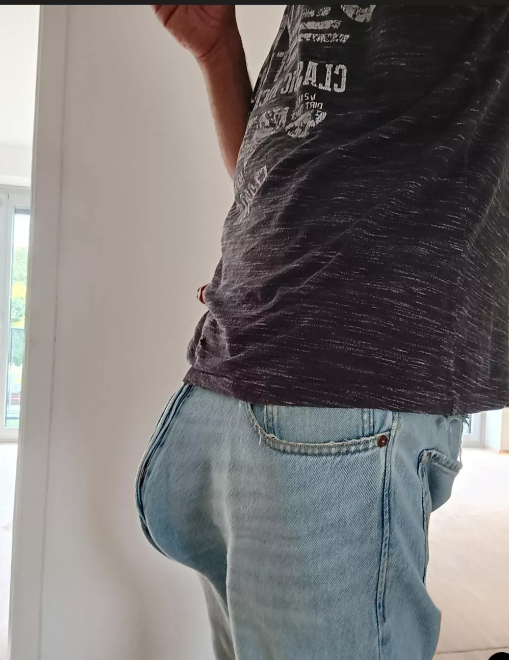 Is my jeansbulge toooo big ? posted by xracer20