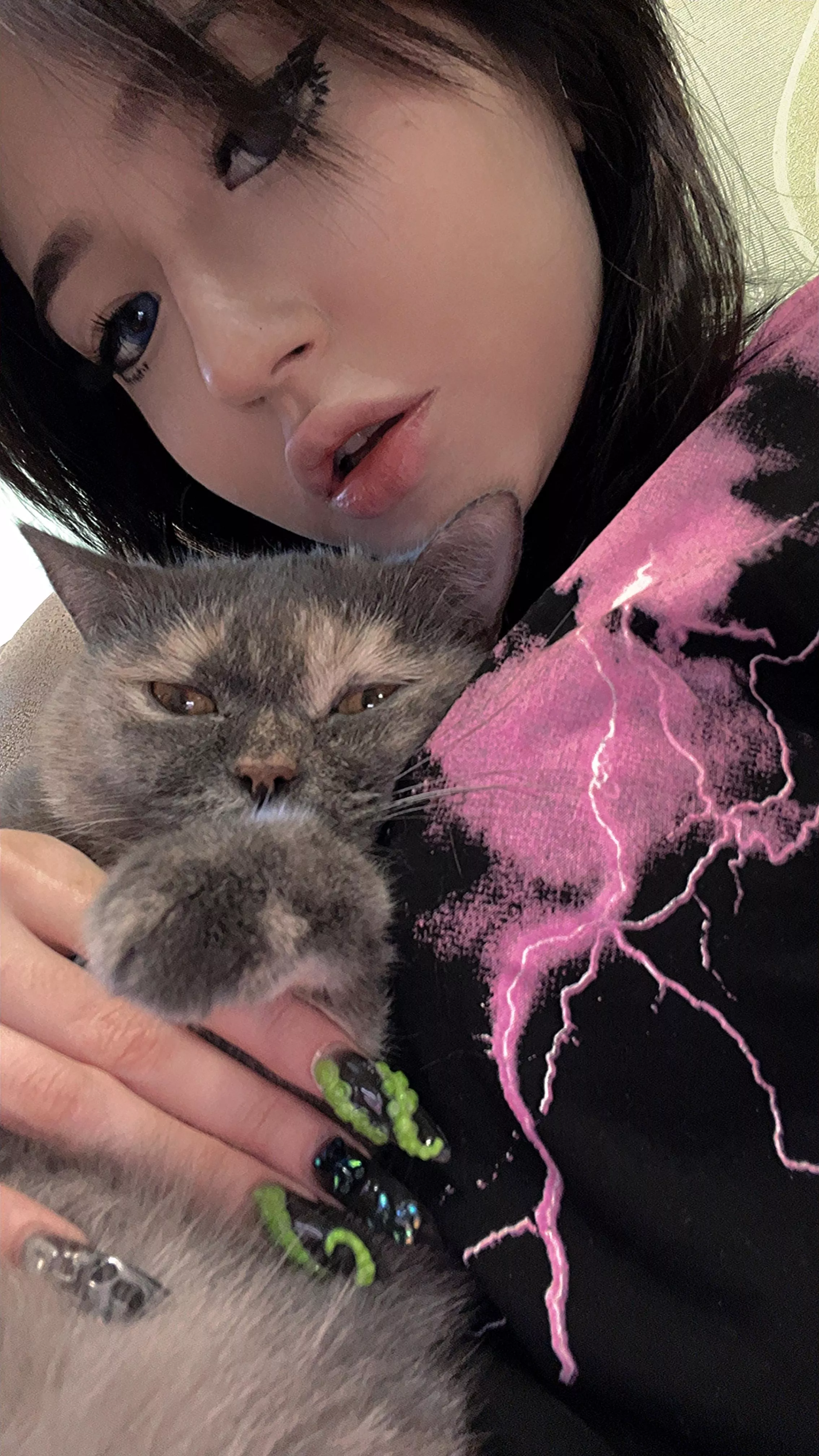 IUTR 18F girl posted by HospitalOkz