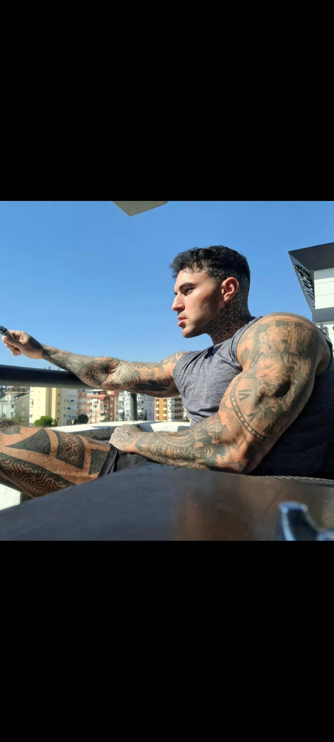 Love the sun ;) posted by bahamianDowel769