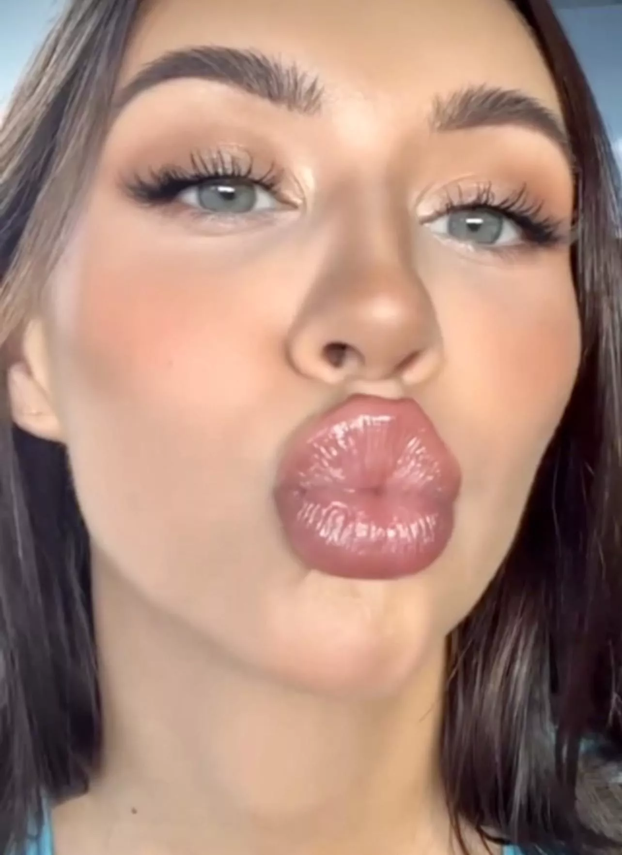 Pout posted by lonelyalbuq