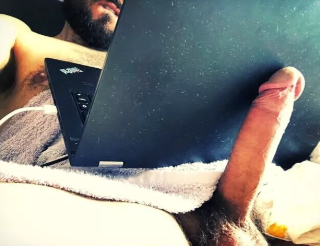 Sending a realllly hard email [41] by aprettycock