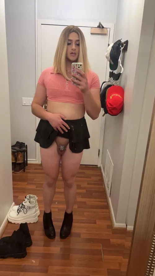 Shaved ✅ Locked ✅ what’s the next step?? by femfiona