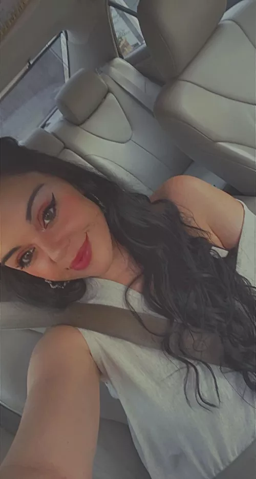 Whatcha waiting for? wife me up :) by bangbangreign21