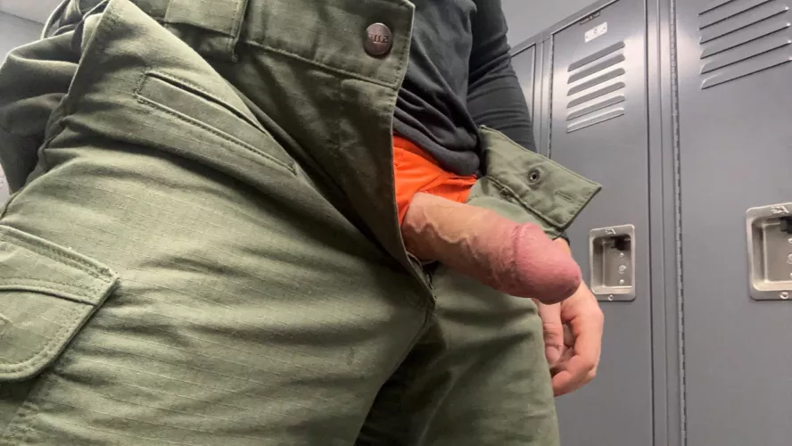 Who likes a man in uniform with his cock out by thatdudee312