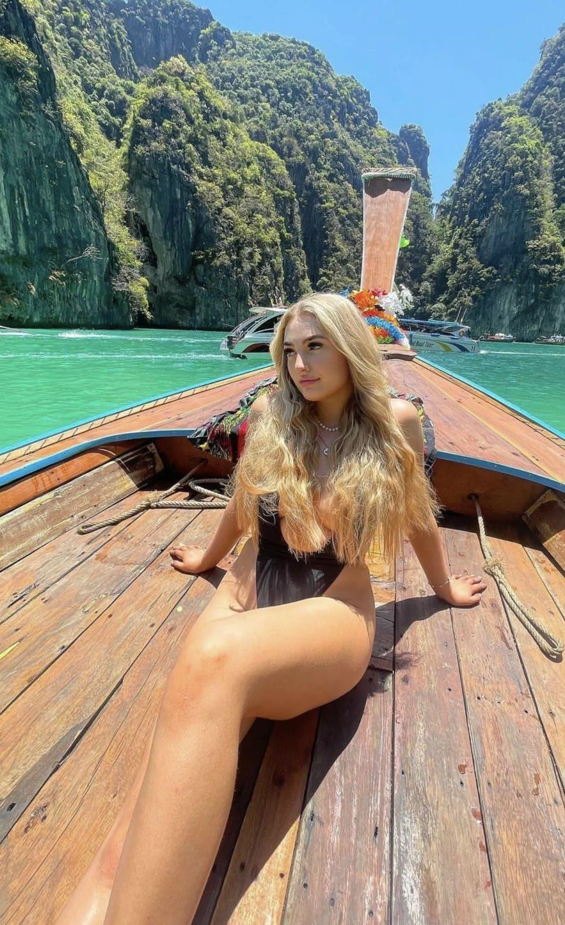 Would you hit outside on the beach?🍑 posted by DoDonnut