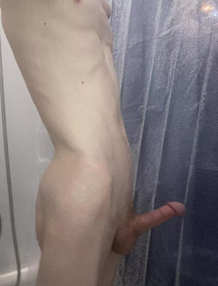 Would you hop in my shower? posted by hunghoncho-101