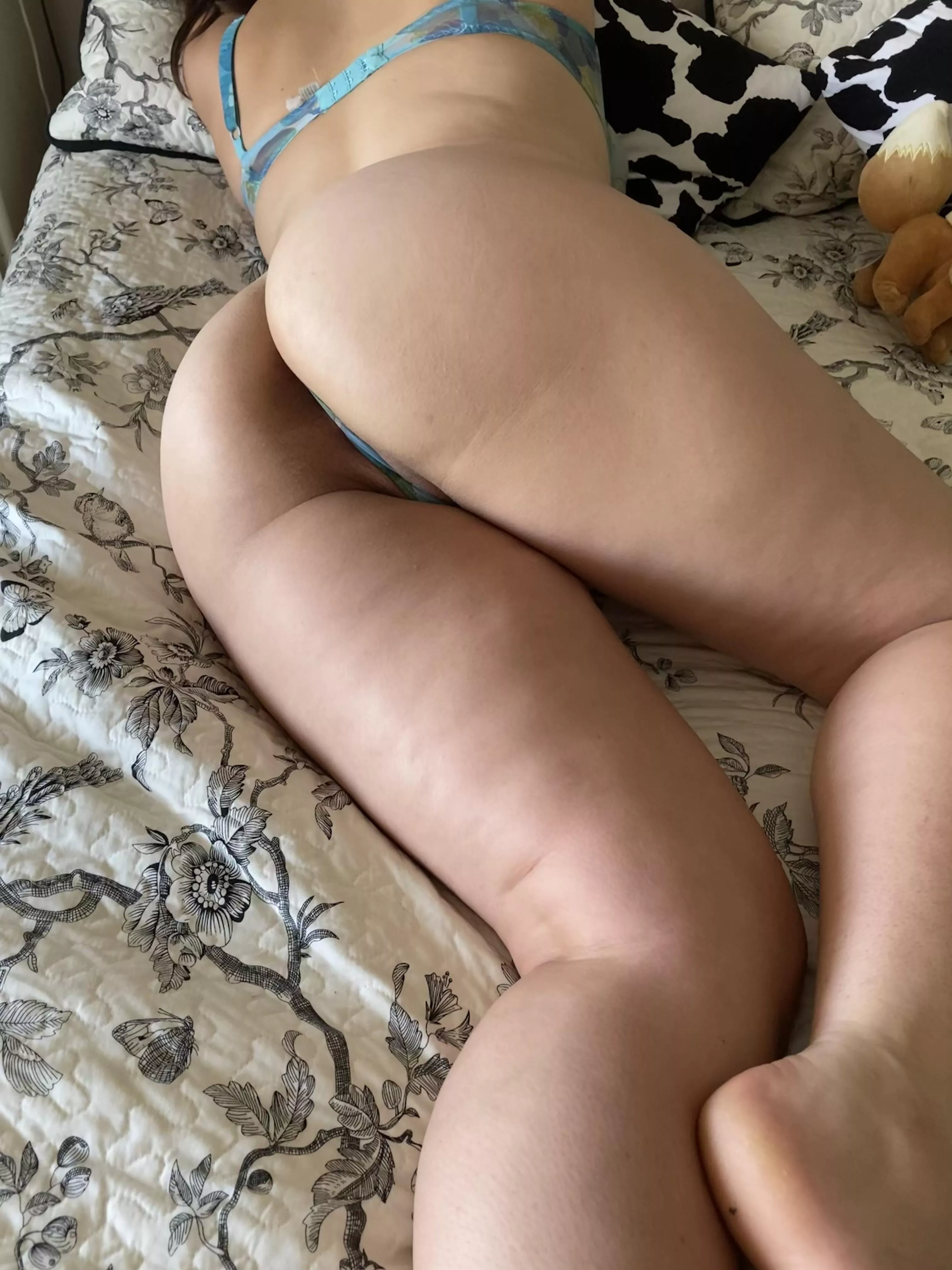 A little bit of thigh cellulite for your Monday posted by evieforrest