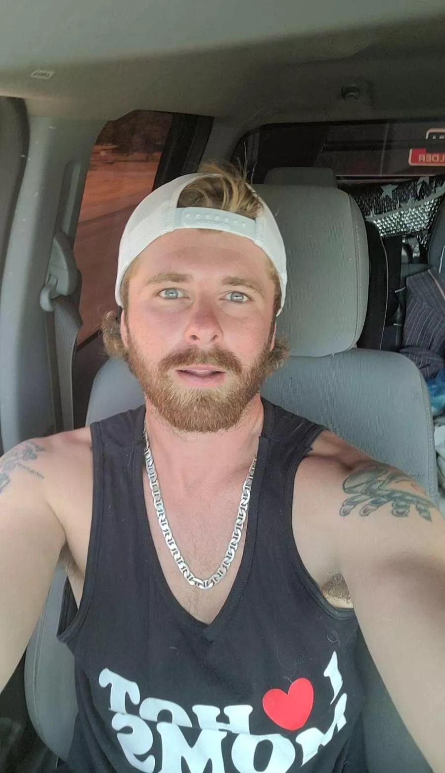 Do clothed pics get attention here? posted by dirtyphe