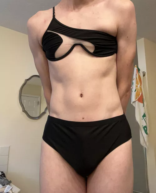 Do you like my tiny boobies or tiny bulge more? 👉👈 by bdsmmsdb1