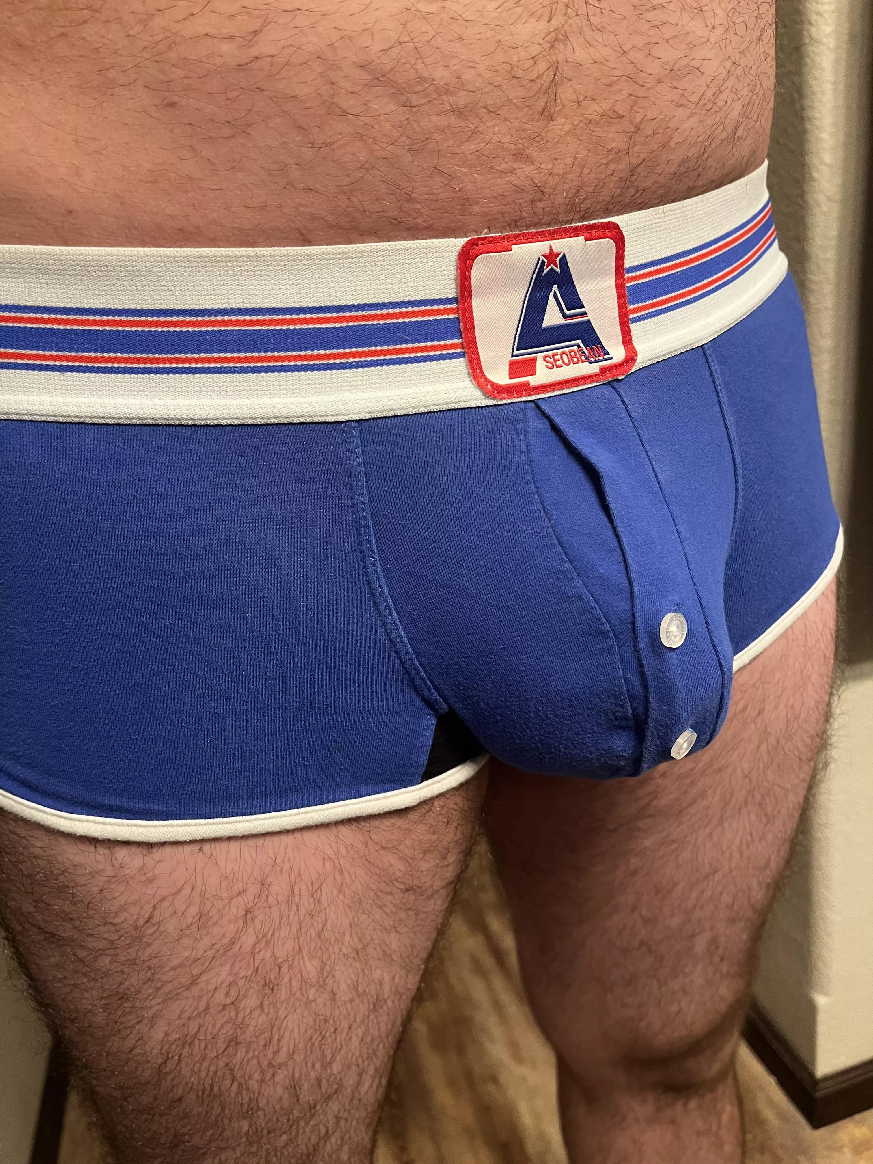 Feeling blue but not sad posted by JayDreamsAlone