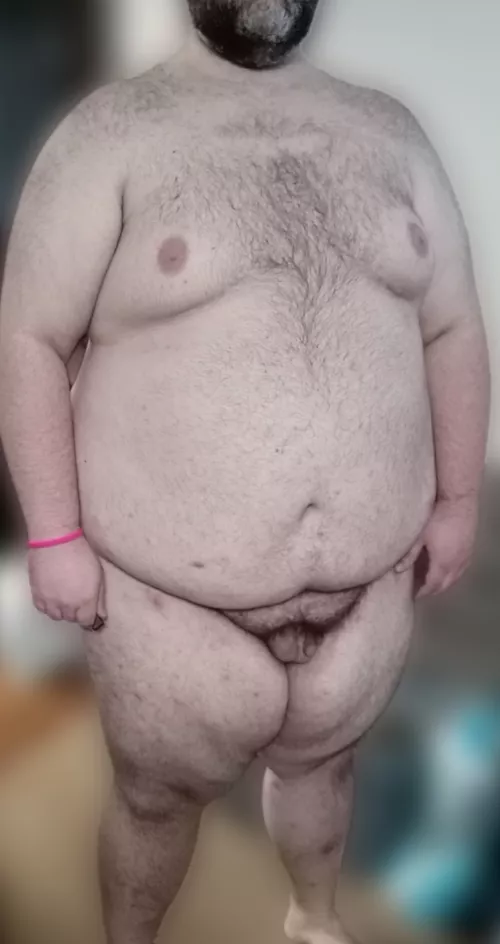 First post, I'm nervous. Do I belong here? What do you think of my body? by Ry1375