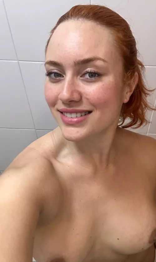 Freckles, smile and nothing else, any thoughts? by Puzzled_MJ