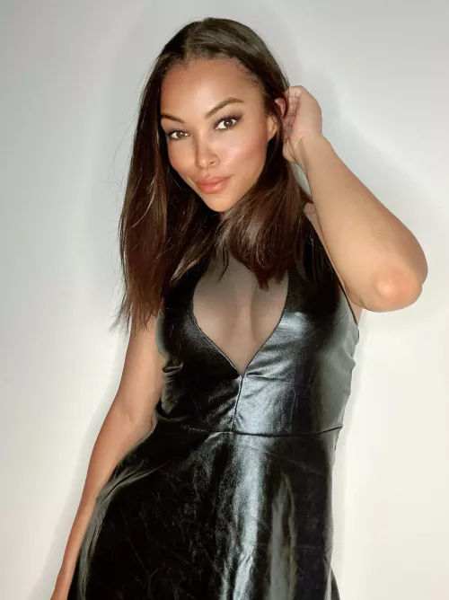 German x Panamanian by SkylarCoco