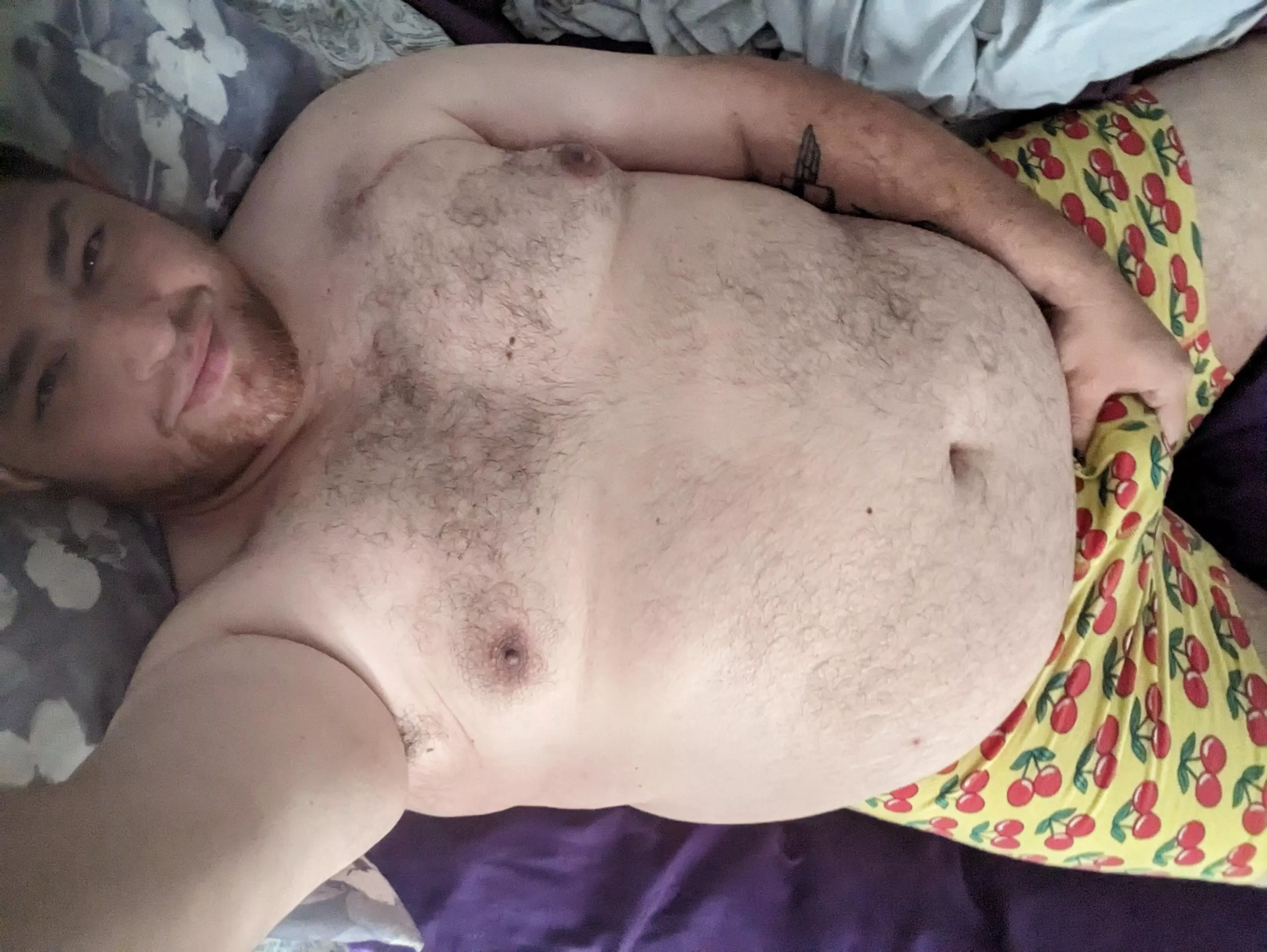 GG grabbing a handful of cherries posted by Next-Connection-9568