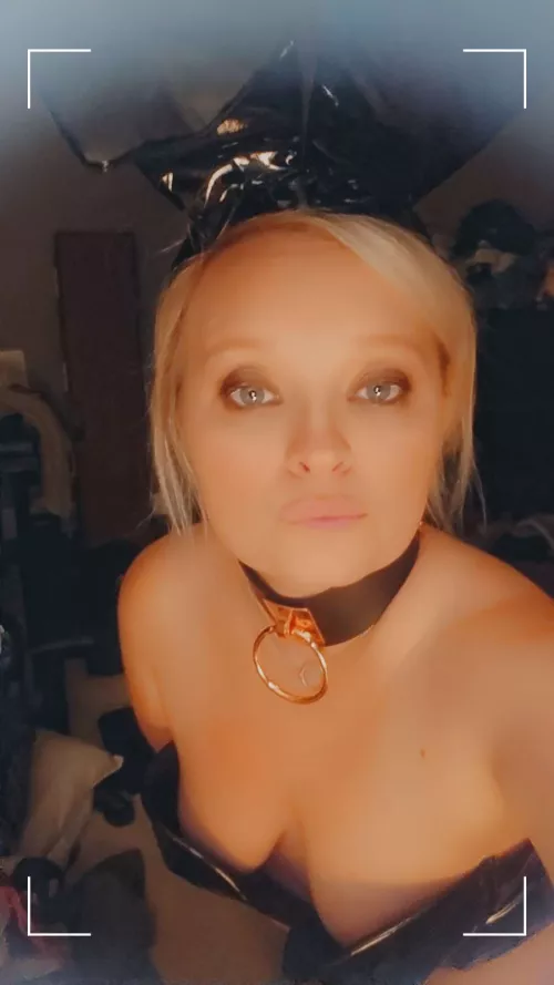 Haven't played out this fantasy yet but looking for advice from other submissive woman that explore their dominant side while letting hubby use other woman! by StillResolution4105