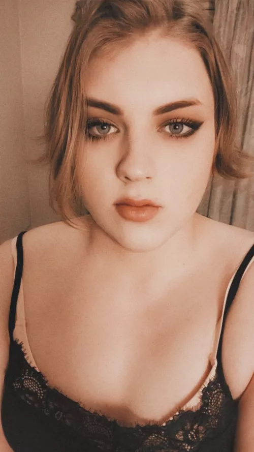 Hello, cute make up day, thought that I post by roxystoch