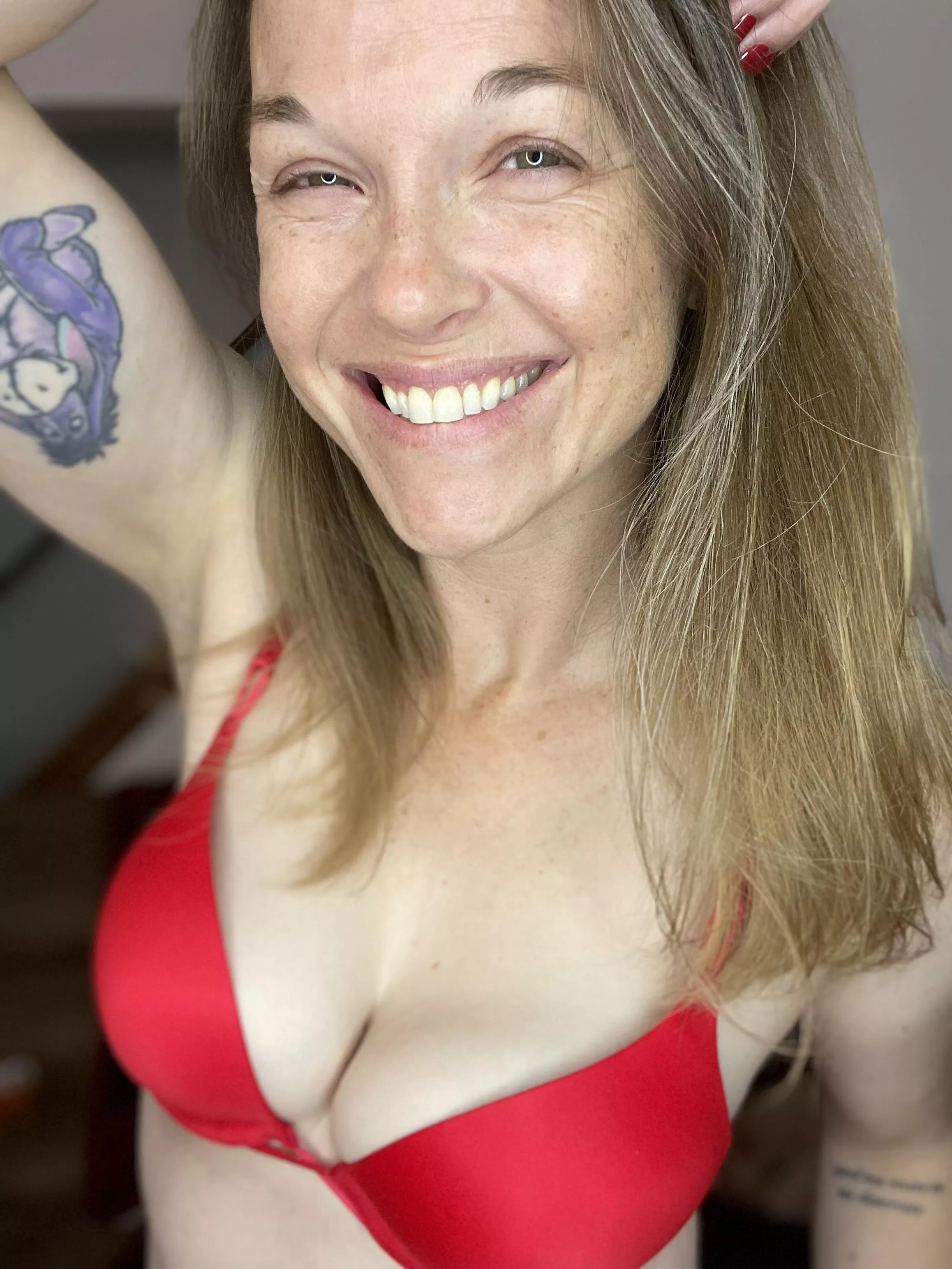 Here’s to a beautiful Monday. posted by CaliSnacks