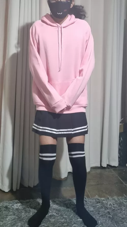 Hii, this is my first time dressing fem. What do you think by Vladitor13