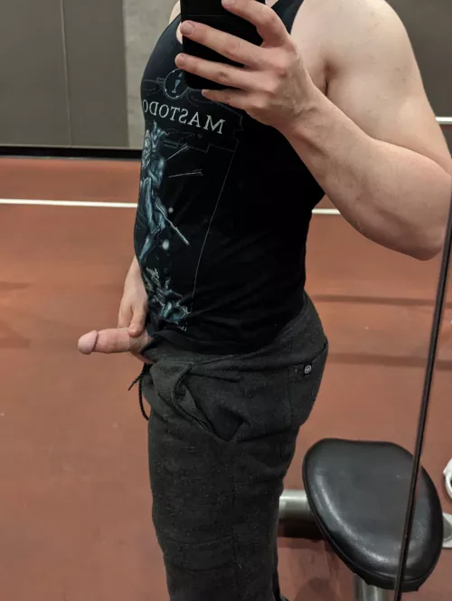 It's so sweaty by Embarrassed_Tax9350