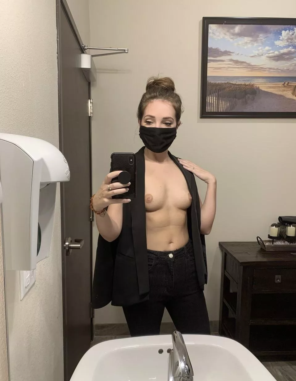 Let’s play boss 💼😏 [f] posted by hedonist-honey