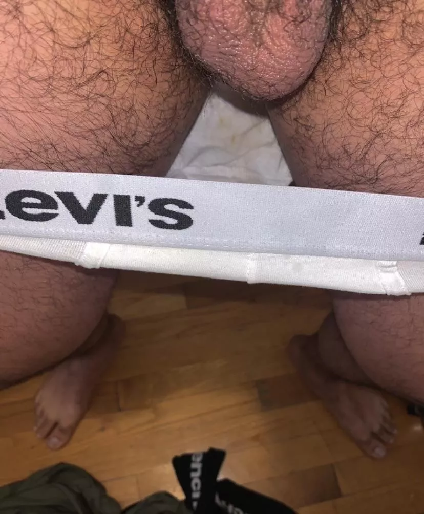 My sweating balls are reeking bro posted by mikethebuilder9