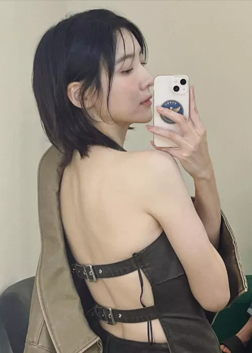 Park Ji-hyun by Vivid-Network9397