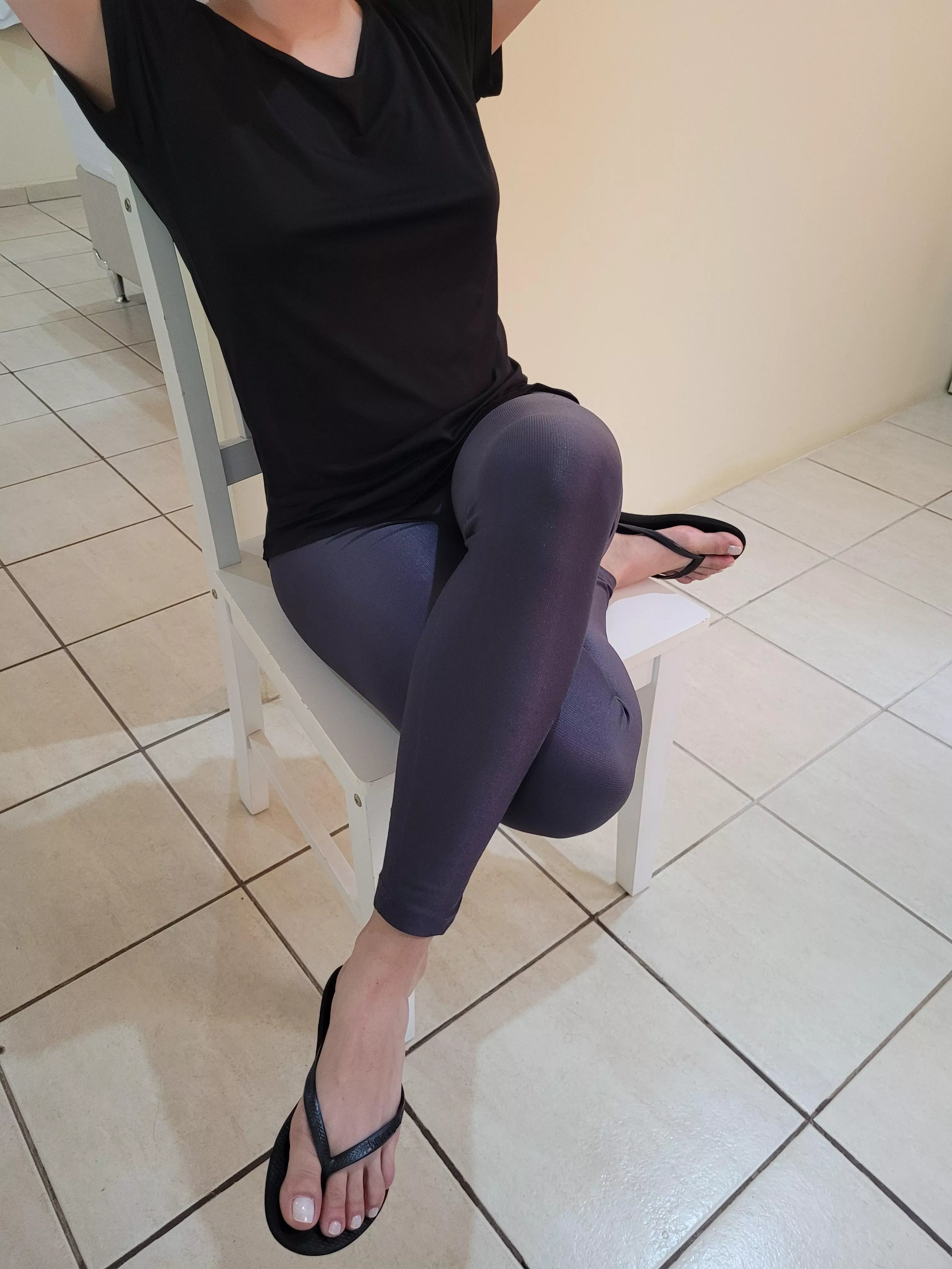 Relaxing ... posted by feetandsurprises