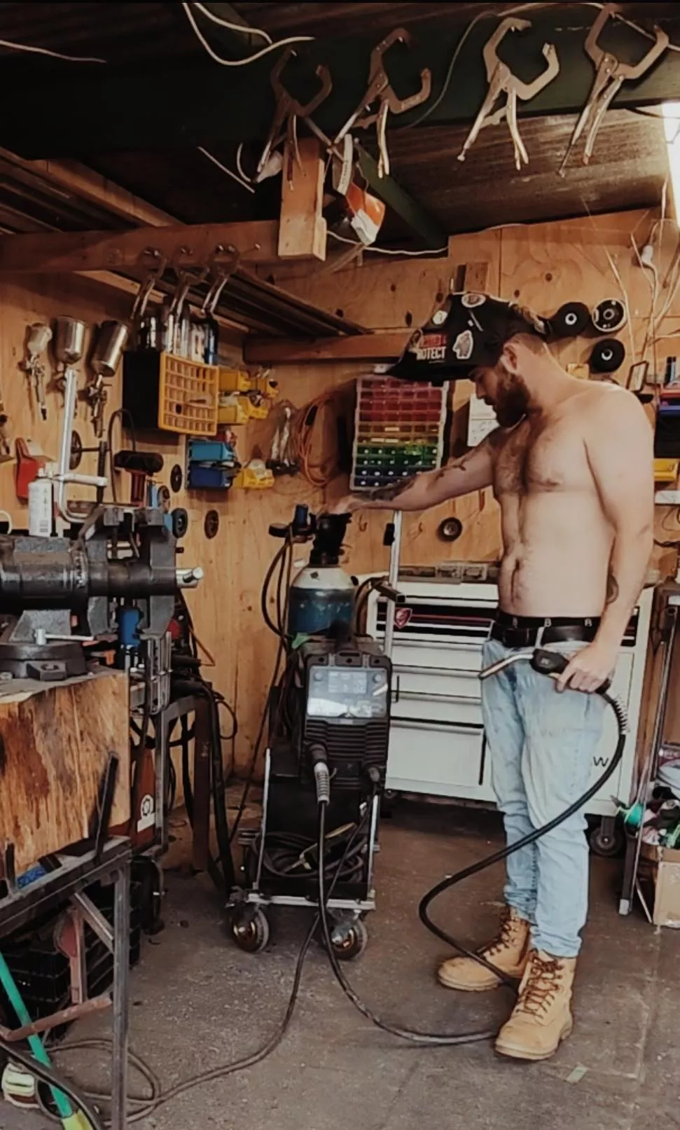 #Welder posted by Grand_Astronaut7049