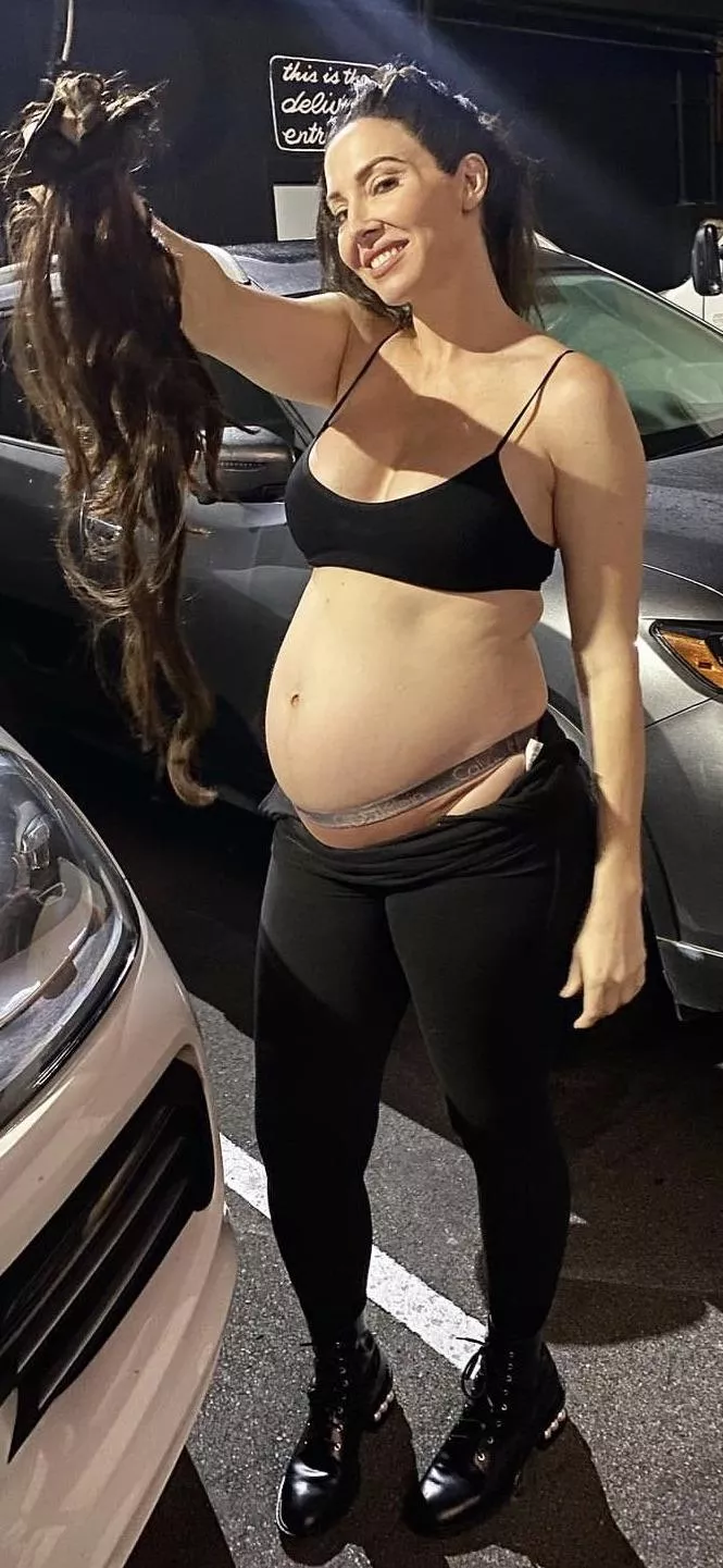 Whitney posted by LowDragonfruit4423