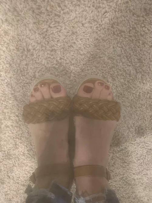 Who likes my painted red toes? by jackiegrl20