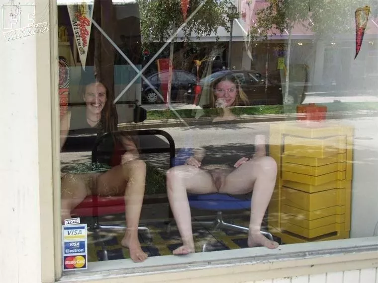 Window shopping posted by LooseRow6572