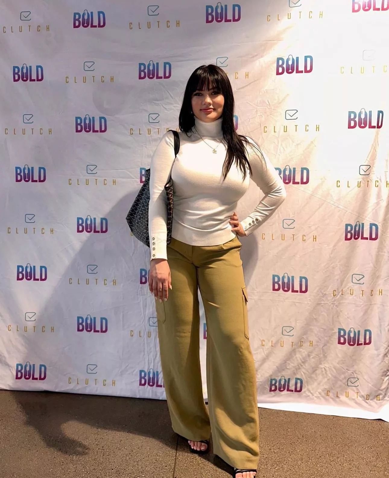 Busty posted by devon213