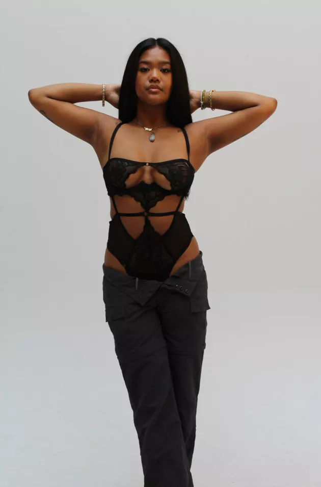 Classy and sexy. posted by ChingLerner