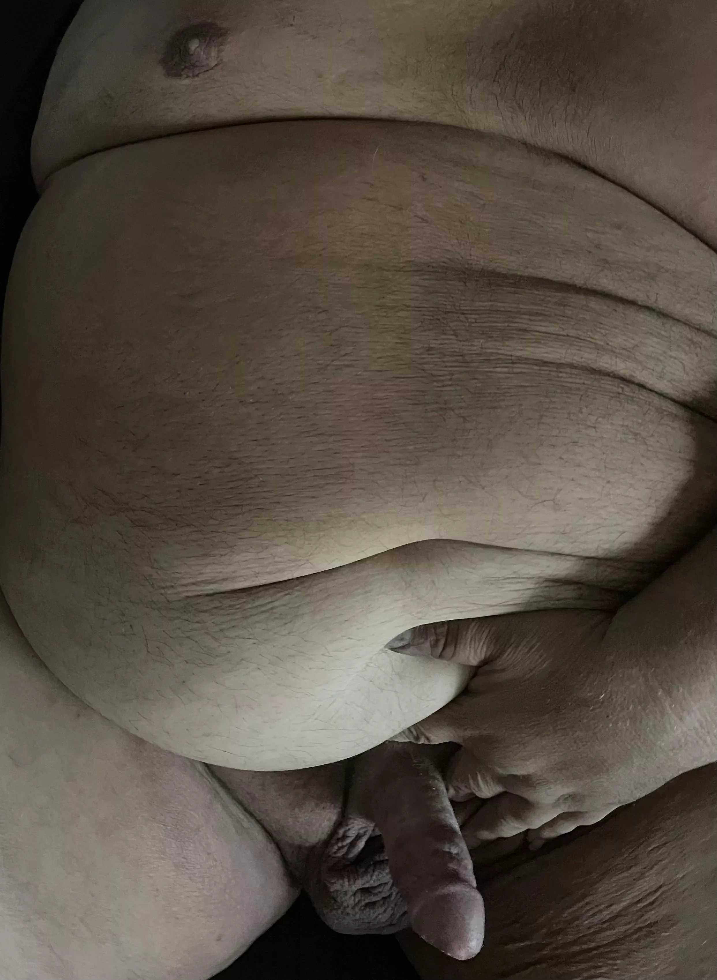 Daddy’s hungry come follow me on Twitter posted by Standard_Soup_6356