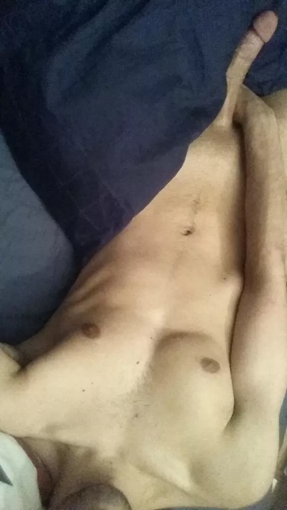 How deep would you let me go?🫡 posted by hung_n_h0rny